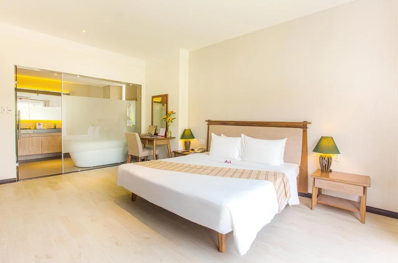 ****  Sandy Beach Non Nuoc Resort Da Nang Vietnam